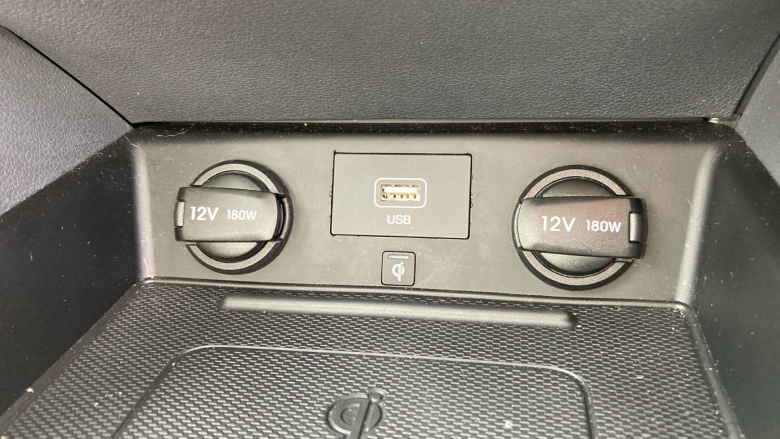 Hyundai IONIQ 1.6 GDi Hybrid Premium SE 5dr DCT Hybrid Hatchback